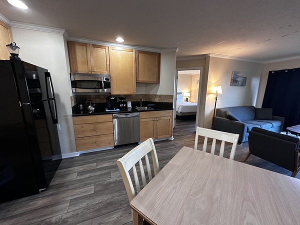 Ocean Front Two Bedroom Suite Photo 2