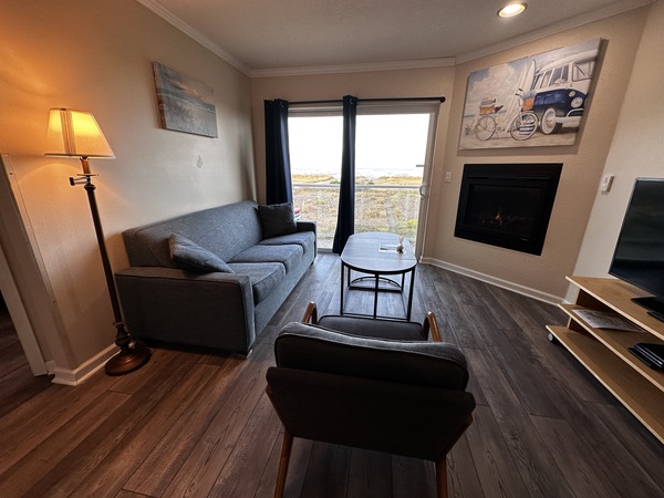 Ocean Front Two Bedroom Suite Photo 3